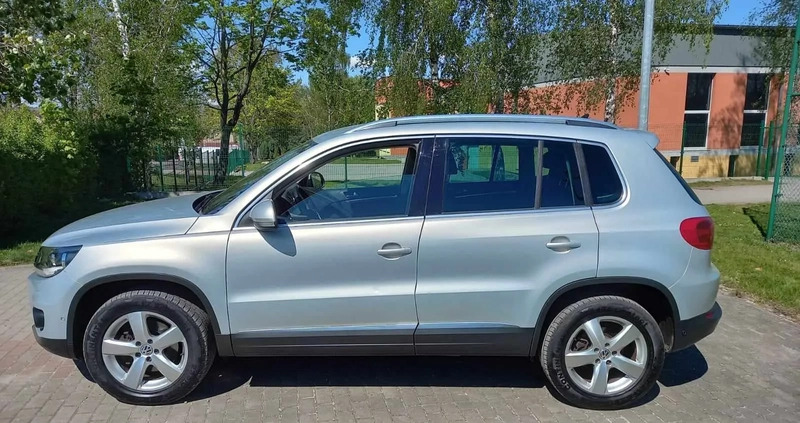 Volkswagen Tiguan cena 52900 przebieg: 189300, rok produkcji 2012 z Bielawa małe 277